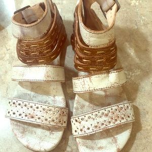 bed stu sandals like new